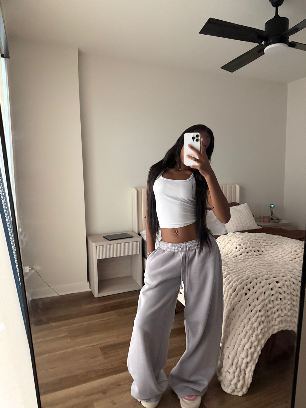 [PRE-SALE] - ITEM SHIPS IN 4 WEEKS | THE EVERYDAY SWEATS 'CLOUD'