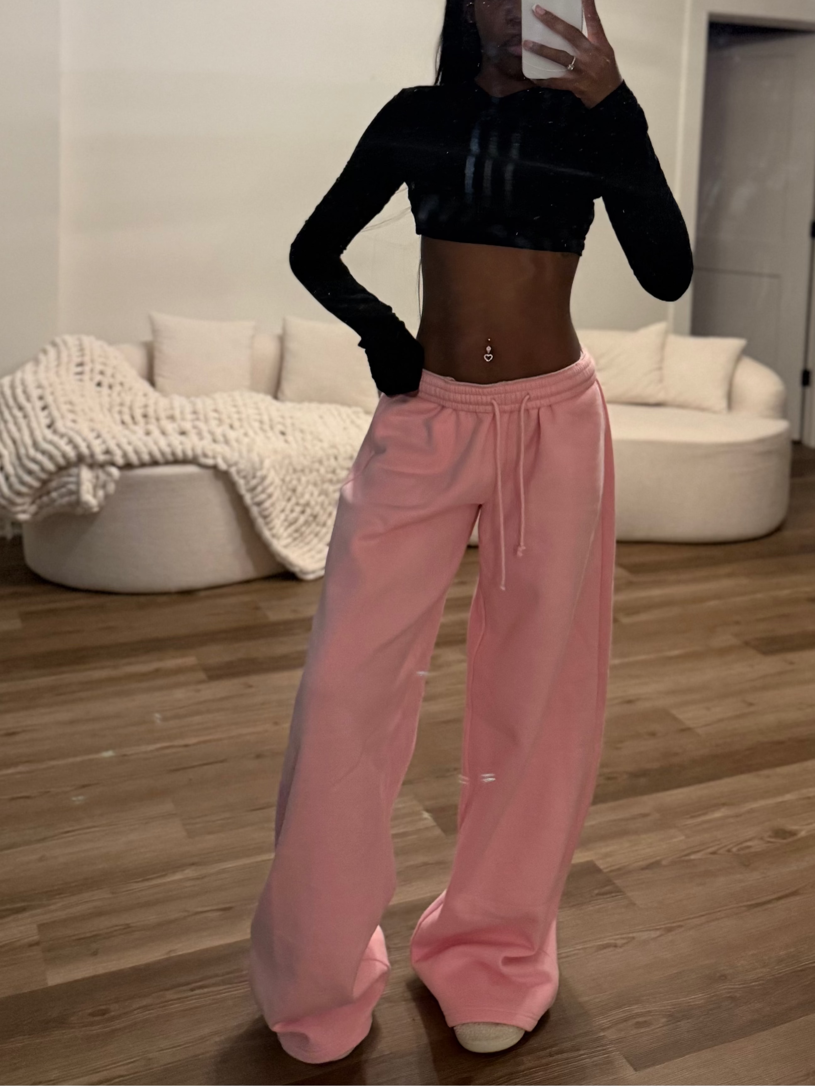 [PRE-SALE] - ITEM SHIPS IN 4 WEEKS | THE EVERYDAY SWEATS 'ROSE'