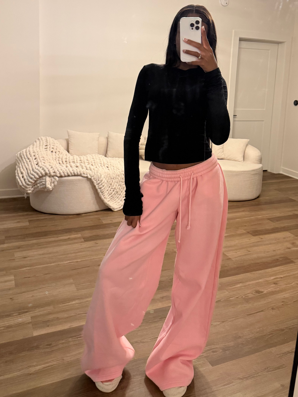 [PRE-SALE] - ITEM SHIPS IN 4 WEEKS | THE EVERYDAY SWEATS 'ROSE'